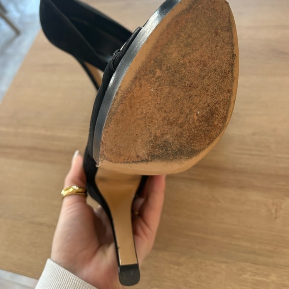 Fabulous ultra high open toe suede platformheels by Gucci. - Picture 4 of 6